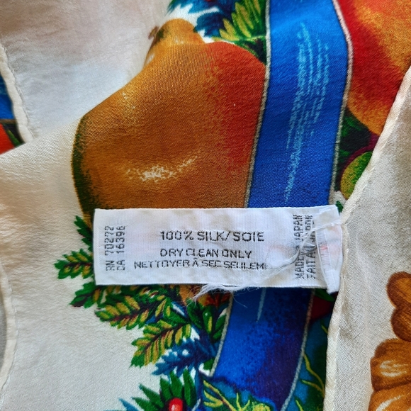 Liz Claiborne fruits pine cones flowers silk scarf - Picture 3 of 6